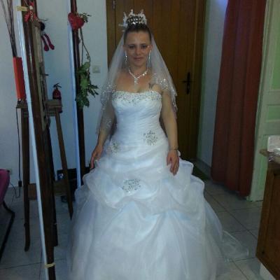 Robe de bal! Magnifique mariée!