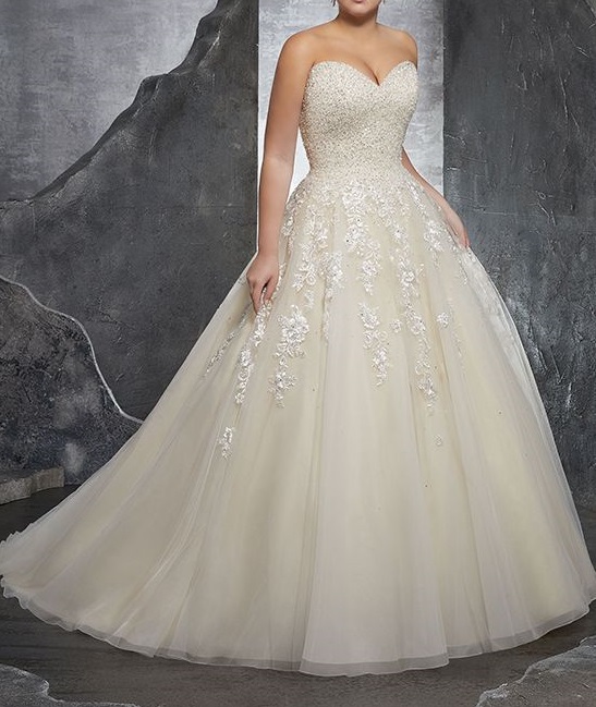 robe de mariée bustier coeur blanche