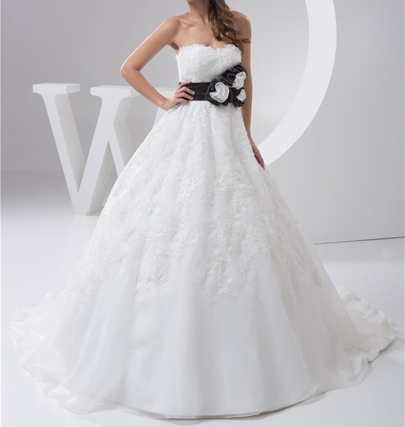 2016 blanc louisvuigon robe de noiva robe de mariage de mariee fleur une ligne applique dentelle