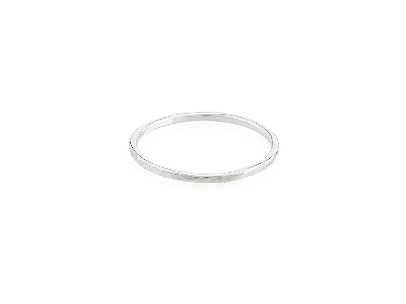 Bague martelee fine suisse argent web