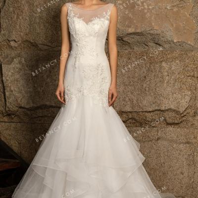 Beaded lace appliqued tiered tulle fishtail bridal gown 1