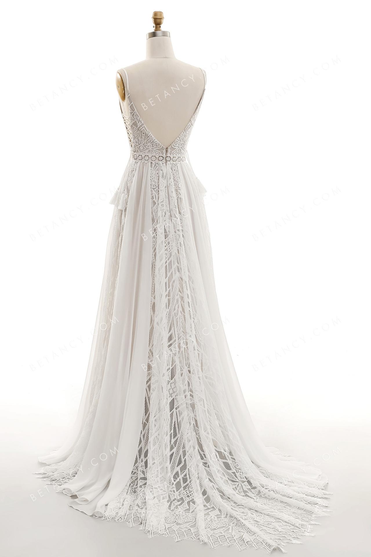 Comfortable beige lining and tassel lace up wedding dress 5