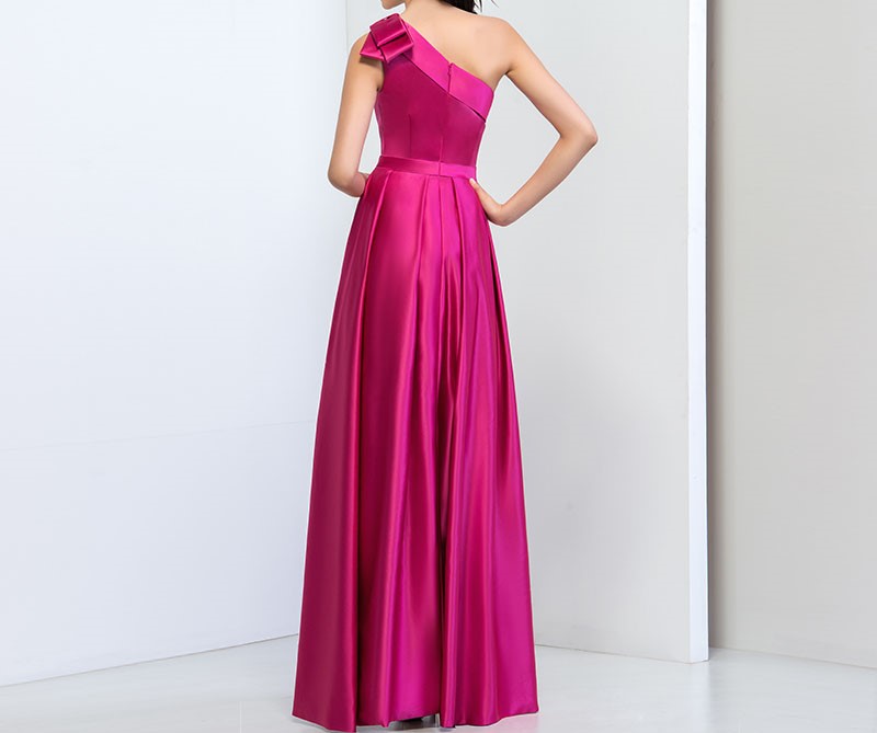 Dressv simple conception fuchsia satin plus la taille une eacute