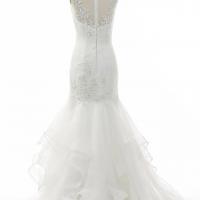 Extravagant tiered soft tulle fishtail wedding dress 6