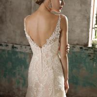 Robe de mariée dos V