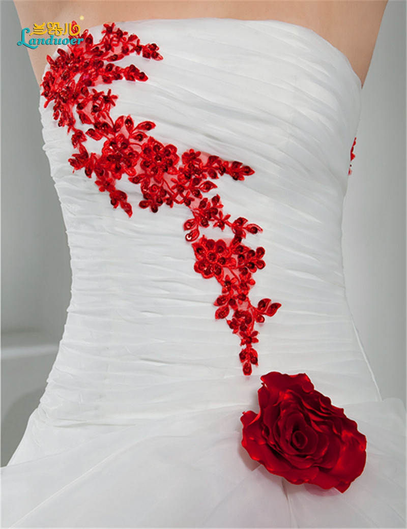Bustier broderies rouge