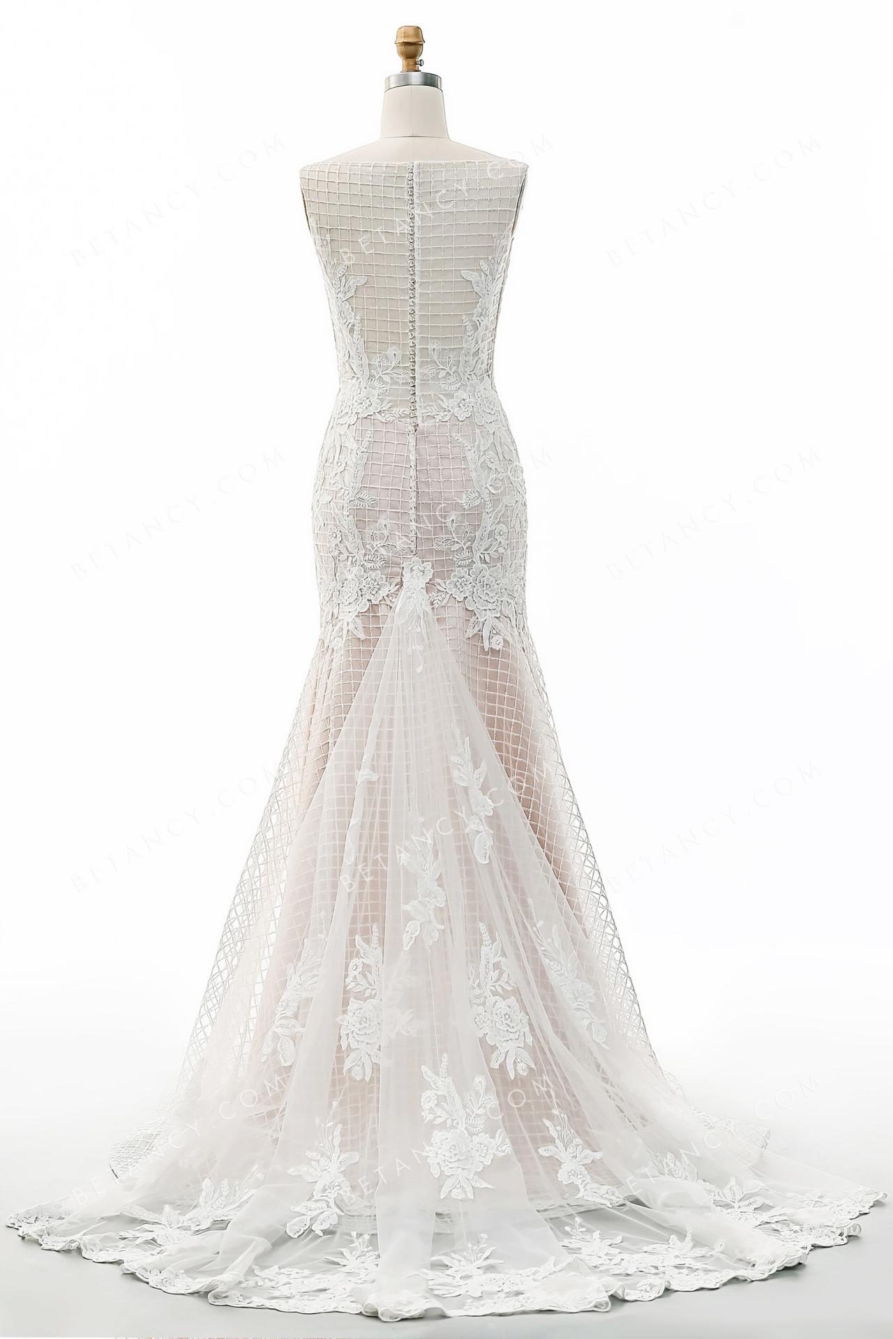 Illusion lace tulle panel combined with court train bridal gown 8