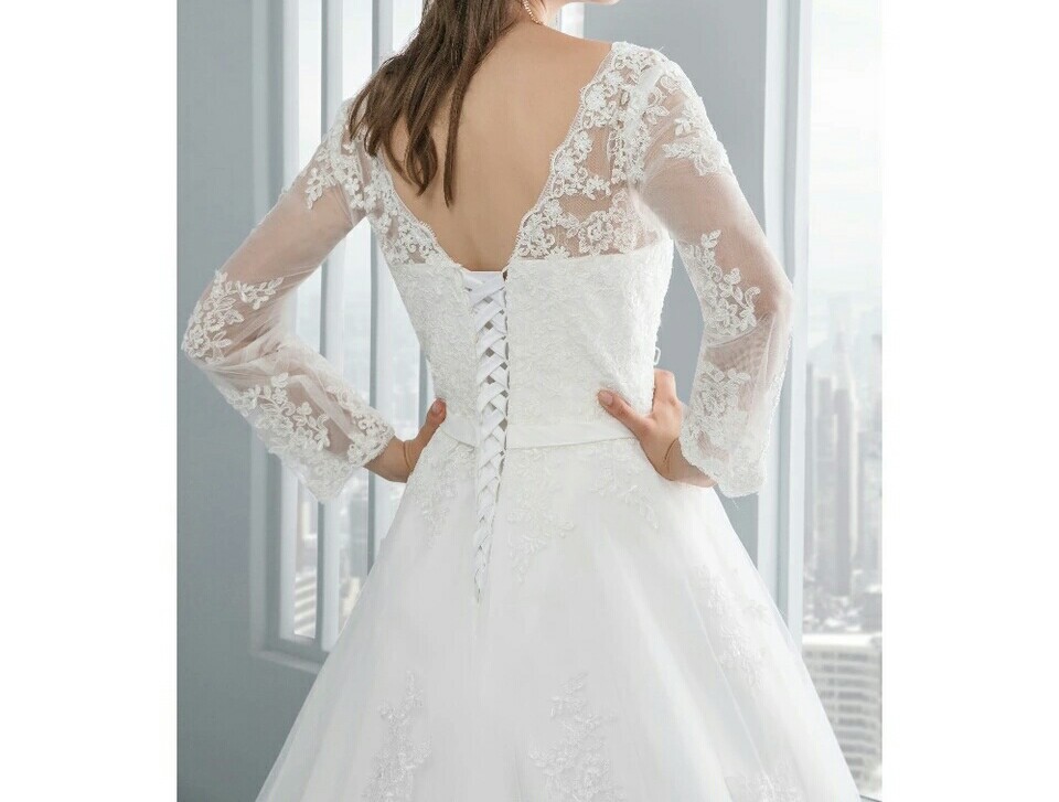 robe princesse laçage dans le dos