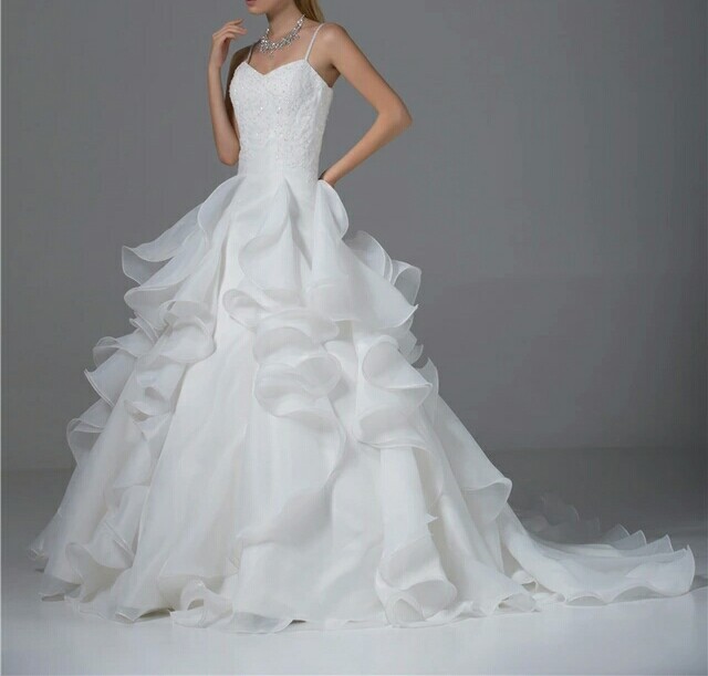 robe de mariée créée d'après des photo