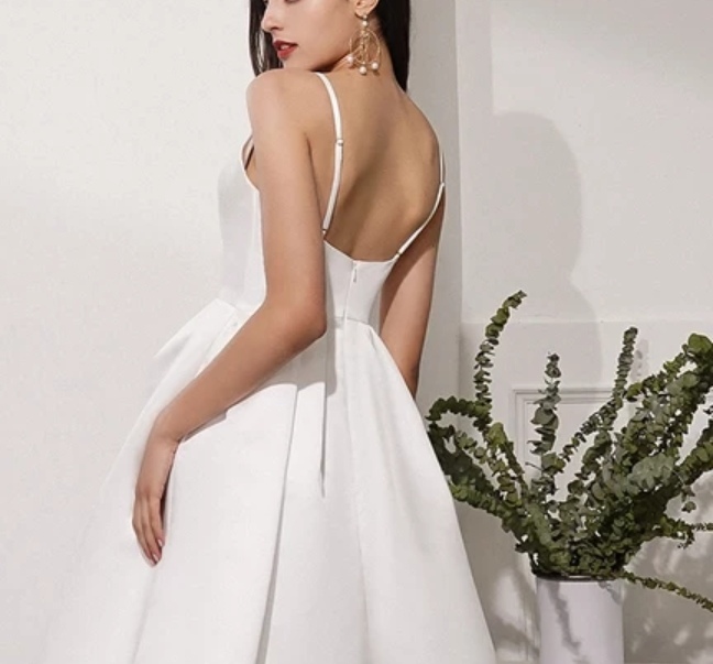 Robe courte blanche