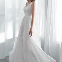 Lithe a line wedding dress 2