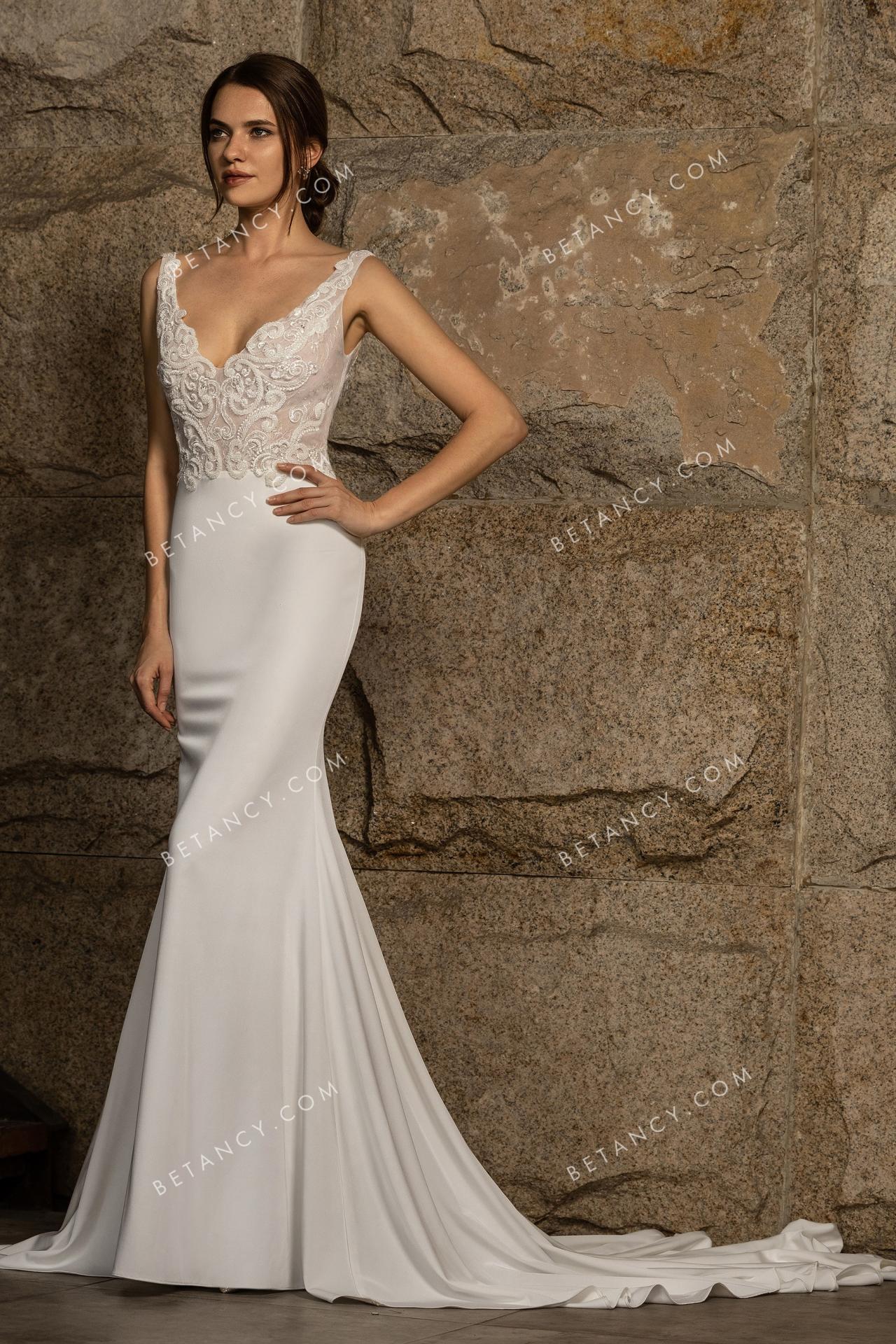 One of a kind wedding dress to flaunt your best bridal look 2