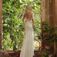 Shapely allure marks this sensual mermaid bridal gown 2