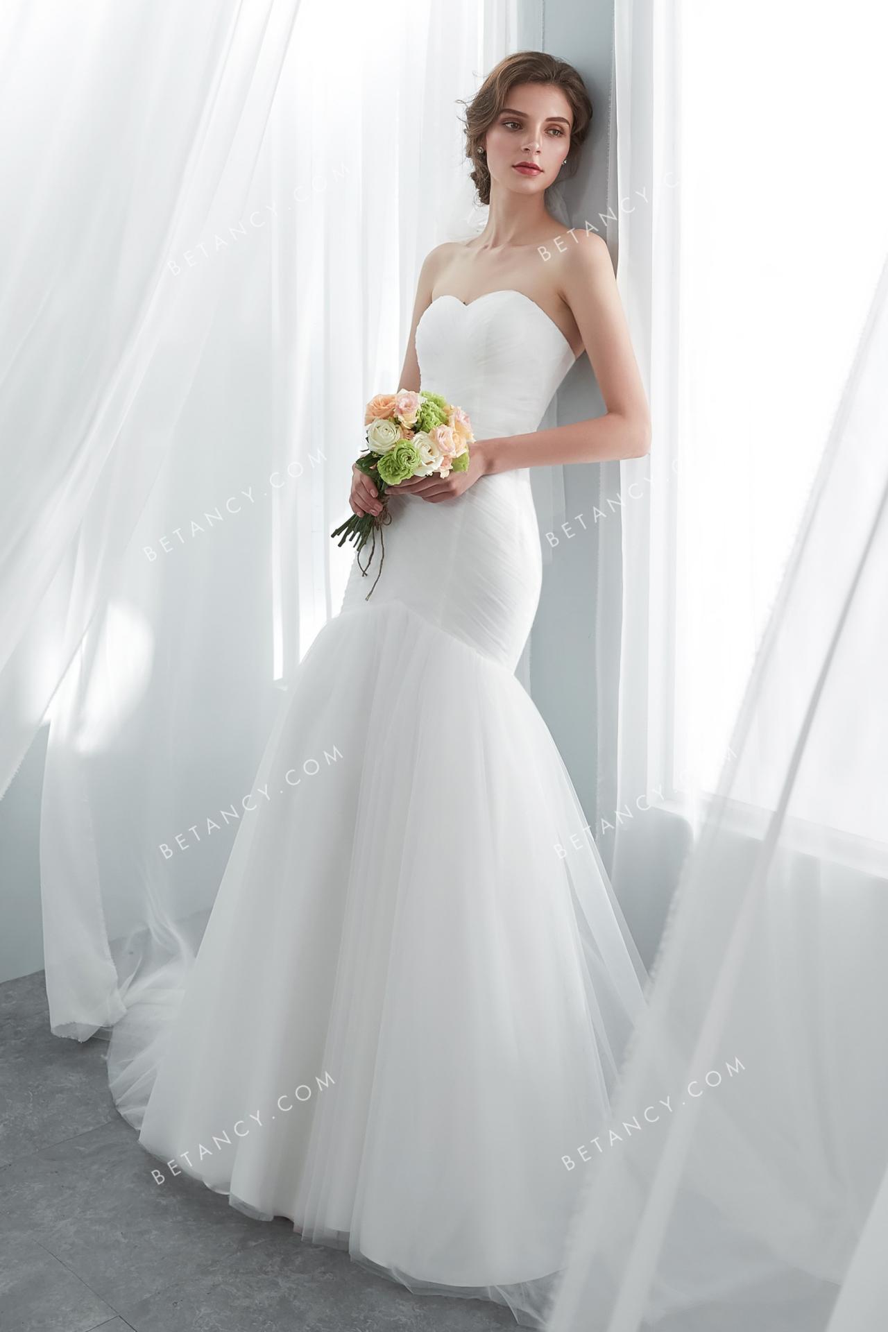 Soft light ivory tulle trumpet wholesale bridal dress 2