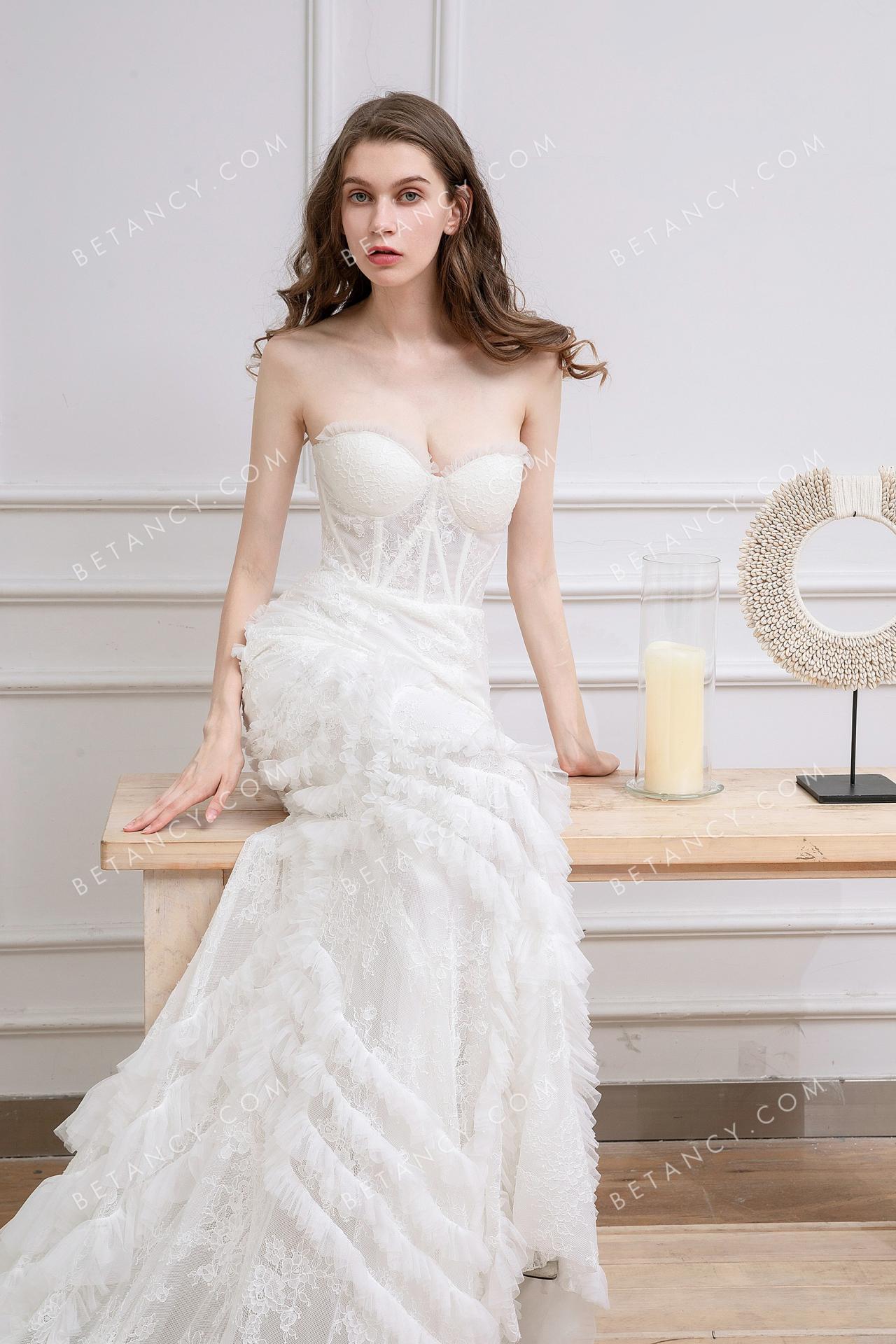 Strapless sweetheart illusion lace and tulle bridal dress 2