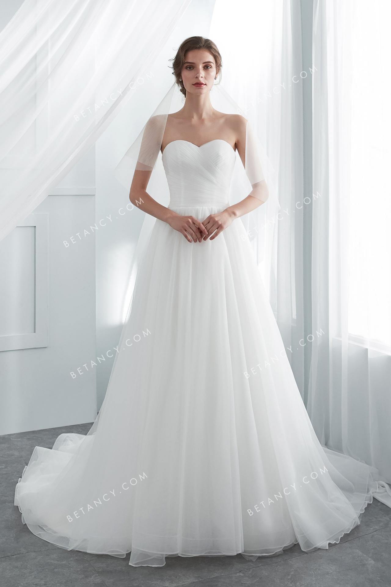 Strapless sweetheart white tulle wholesale wedding gown 1