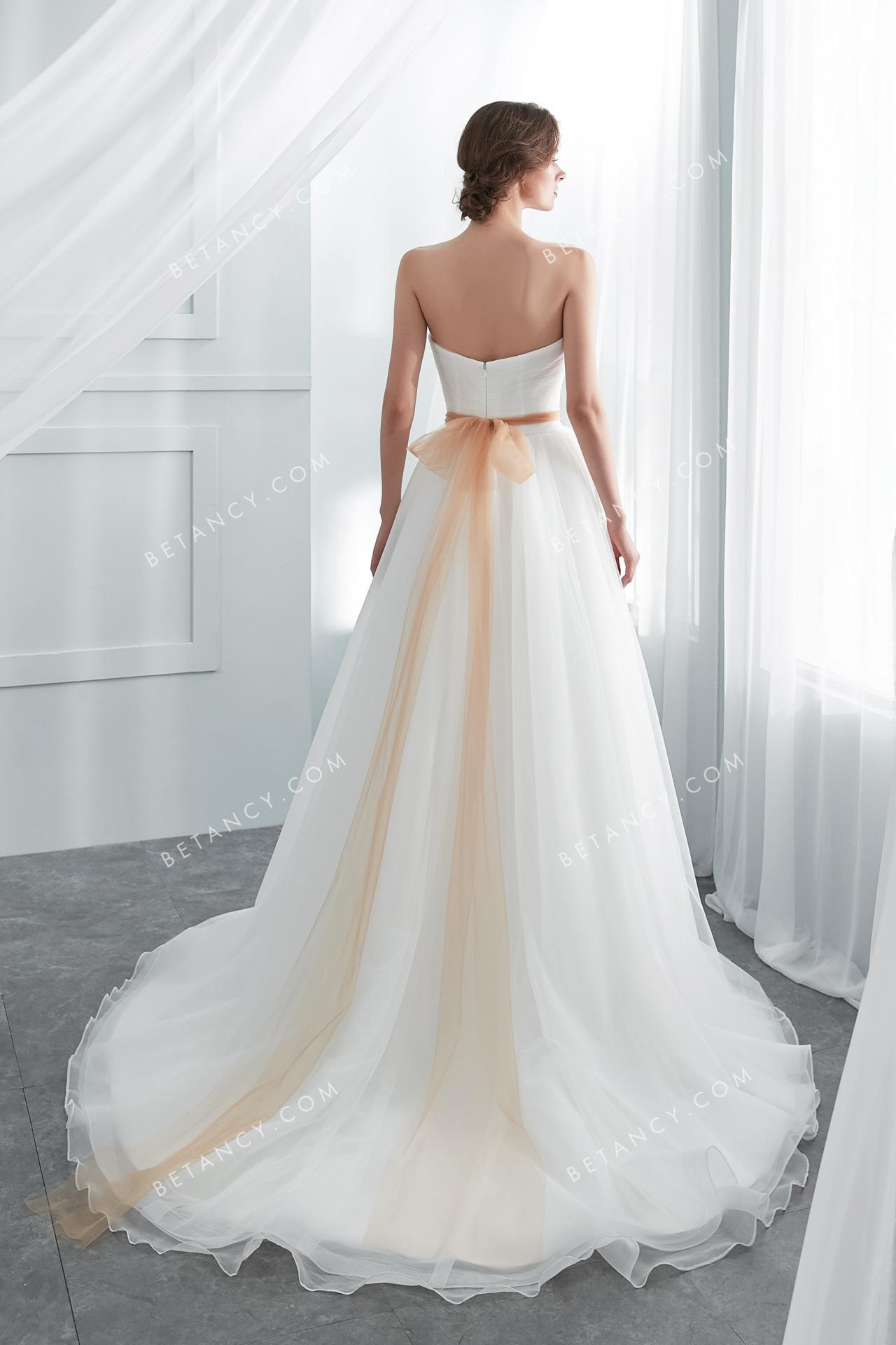 White tulle a line silhouette court train wedding gown 4